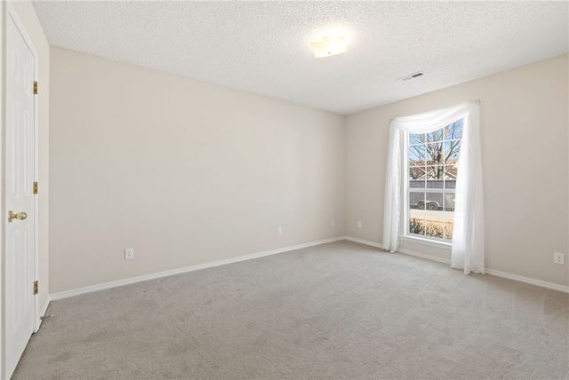 1683 Tallgrass Drive, Fayetteville, AR 72701