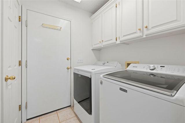 1683 Tallgrass Drive, Fayetteville, AR 72701