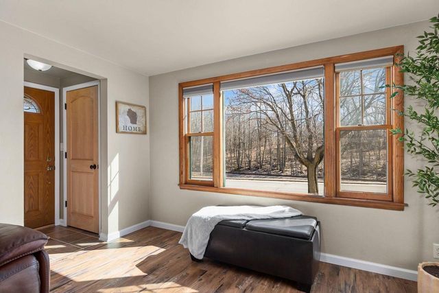 406 ELM STREET, Combined Locks, WI 54113