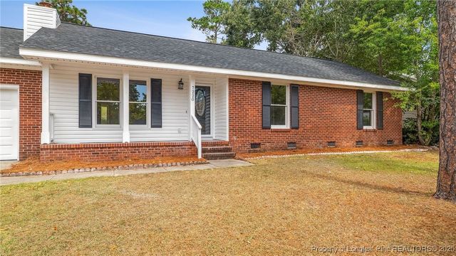 7220 Shady Grove Lane, Fayetteville, NC 28314