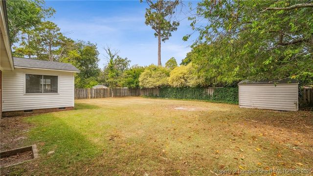 7220 Shady Grove Lane, Fayetteville, NC 28314
