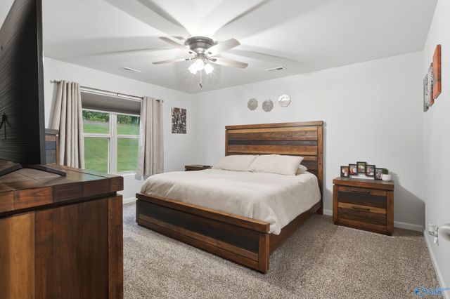 266 Ashland Drive SW, Hanceville, AL 35077