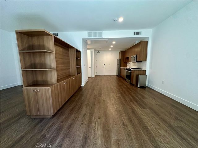 #418 E Walnut, Pasadena, CA 91101