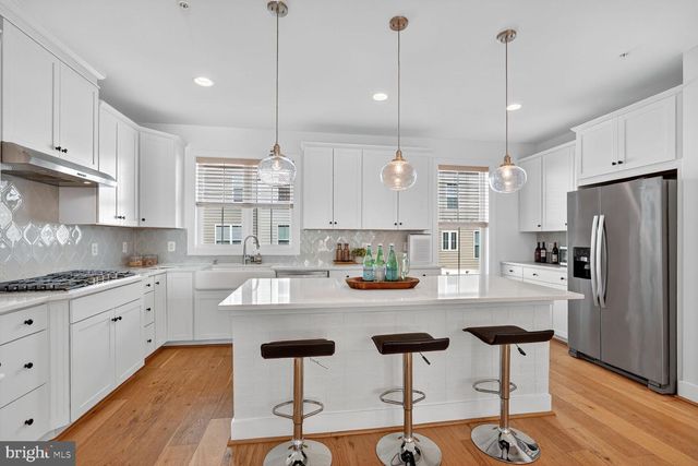 2373 WYETH ST, Silver Spring, MD 20906