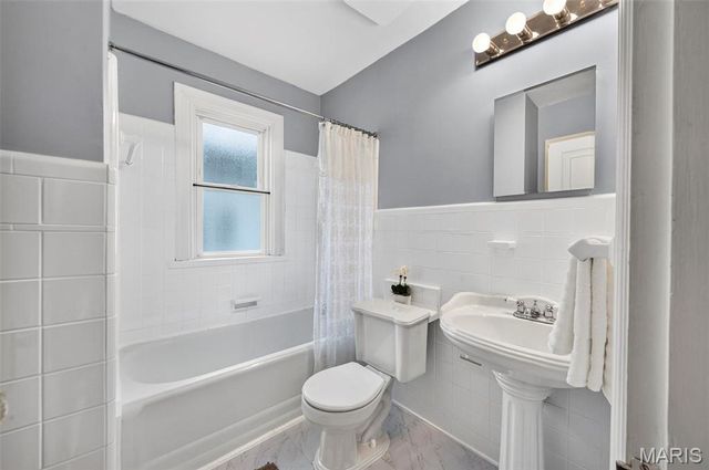 109 Handlan Court, Kirkwood, MO 63122