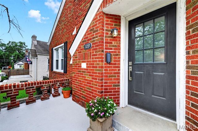 109 Handlan Court, Kirkwood, MO 63122
