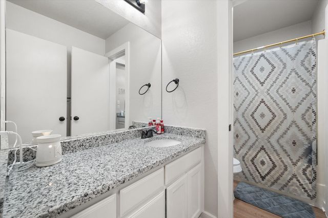 301 Schumacher Drive 303, Burleson, TX 76028