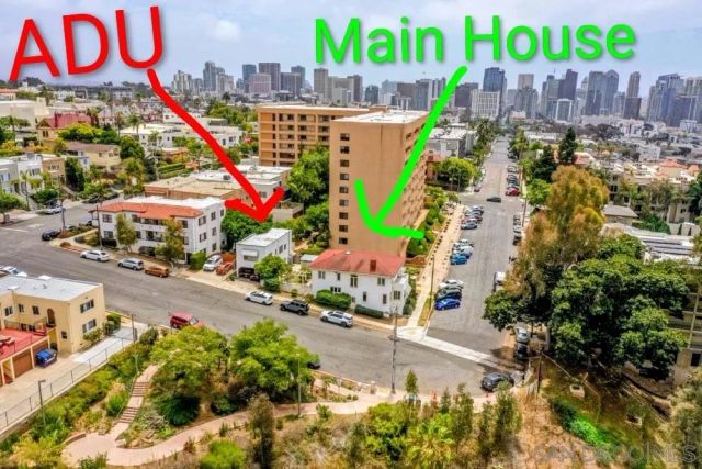 2561 Albatross St, San Diego, CA 92101