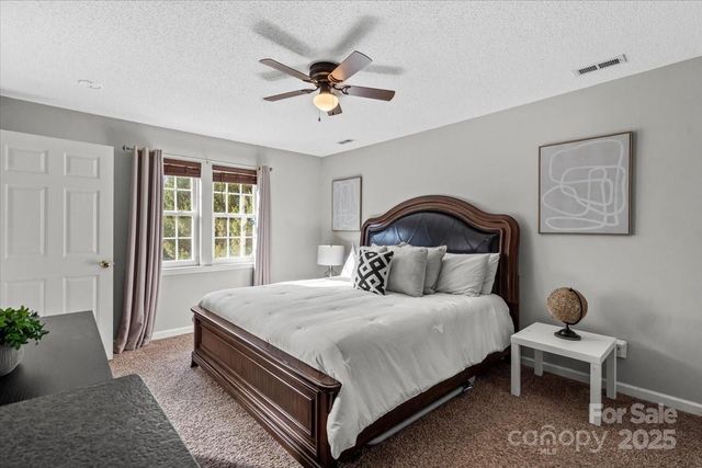 4633 Brandie Glen Road, Charlotte, NC 28269