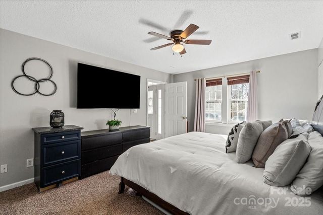 4633 Brandie Glen Road, Charlotte, NC 28269