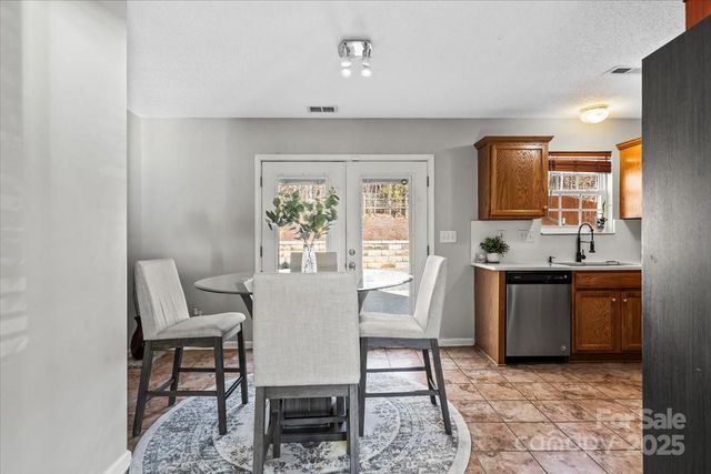 4633 Brandie Glen Road, Charlotte, NC 28269