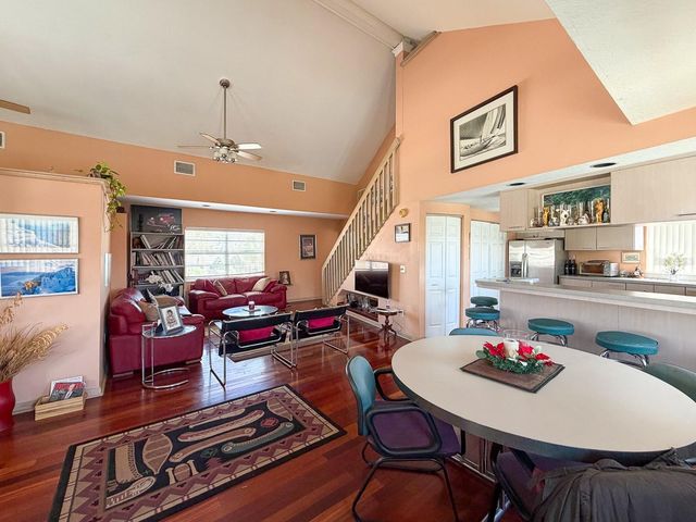 13098 GULF BOULEVARD, Madeira Beach, FL 33708