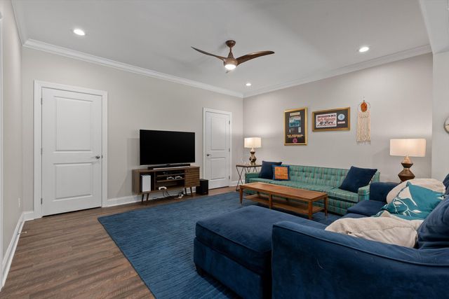 512 Rosewood Street, Chattanooga, TN 37405