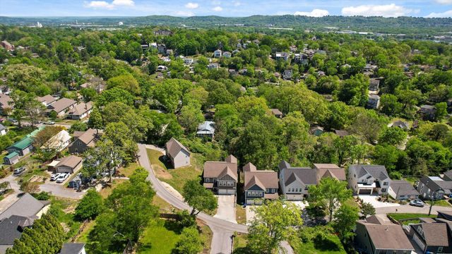 512 Rosewood Street, Chattanooga, TN 37405