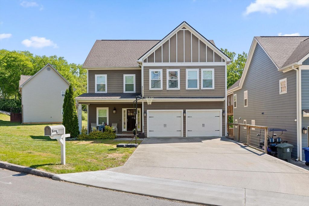 512 Rosewood Street, Chattanooga, TN 37405