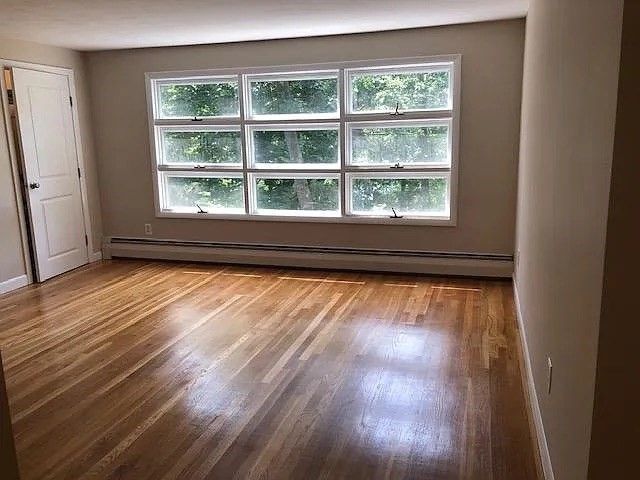 7 Esmond Ave 1, Wakefield, MA 01880