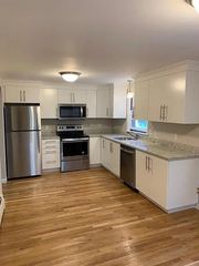 7 Esmond Ave 1, Wakefield, MA 01880