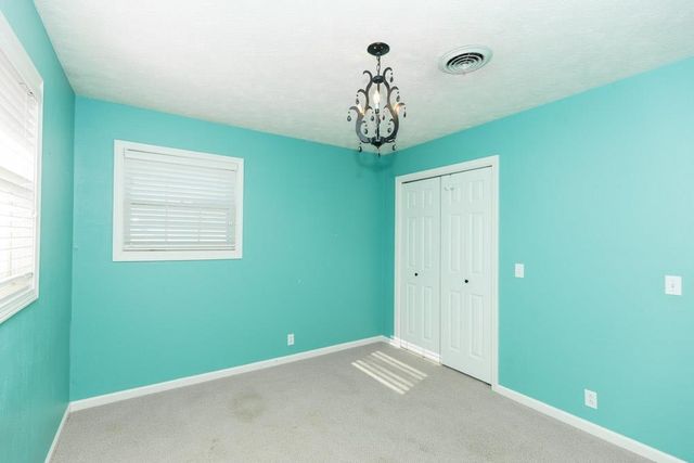 2214 Country Hills Rd, Salina, KS 67401