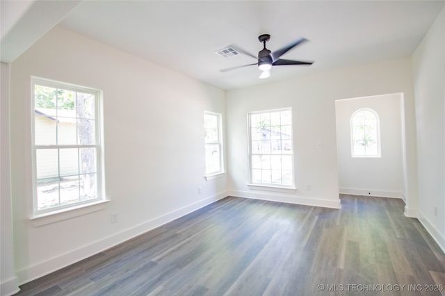 1319 W Louisiana Street, Durant, OK 74701