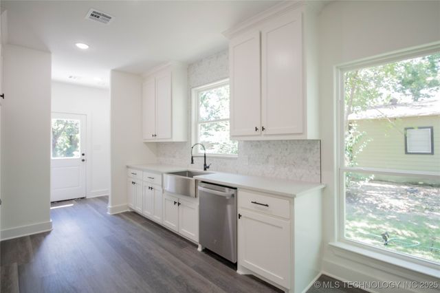 1319 W Louisiana Street, Durant, OK 74701