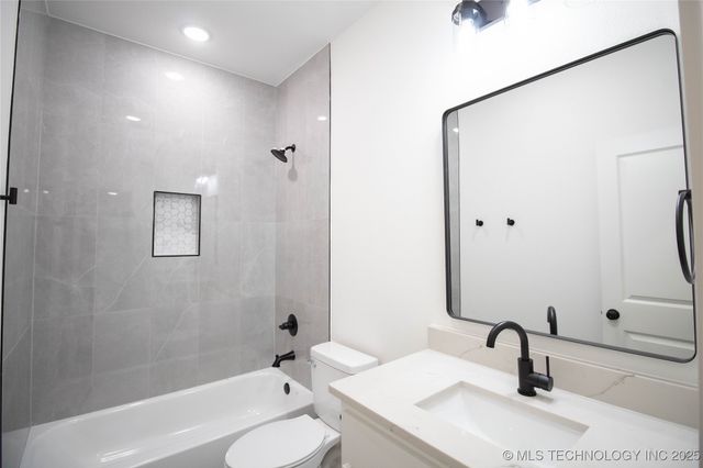 1319 W Louisiana Street, Durant, OK 74701