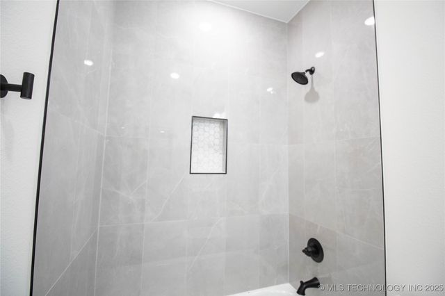 1319 W Louisiana Street, Durant, OK 74701