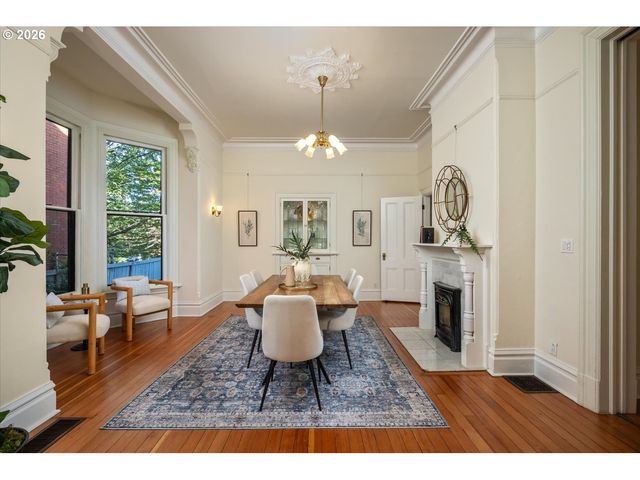 414 Nw 22ND Ave, Portland, OR 97210