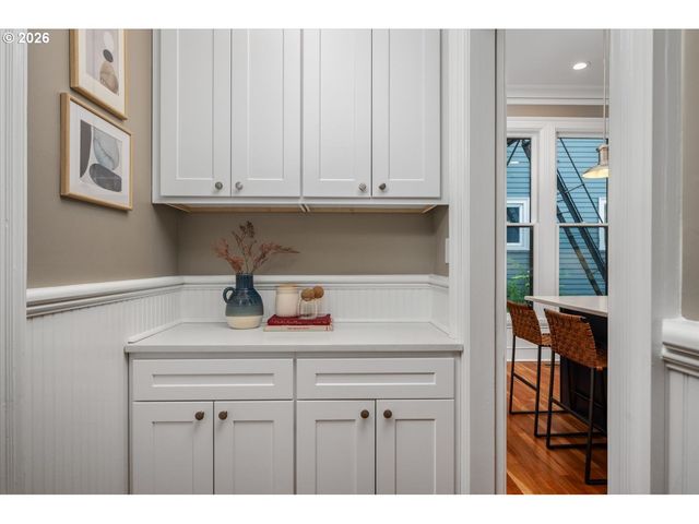 414 Nw 22ND Ave, Portland, OR 97210