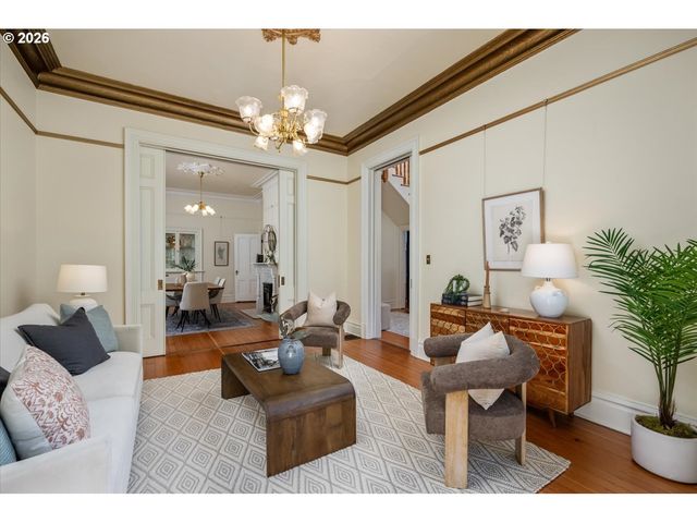 414 Nw 22ND Ave, Portland, OR 97210