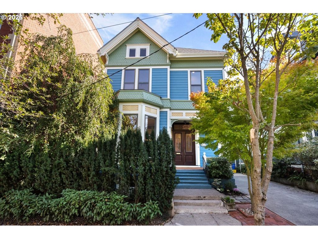 414 Nw 22ND Ave, Portland, OR 97210