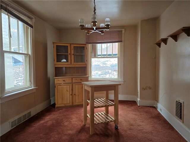 7235 Upland St, Homewood Brushton, PA 15208