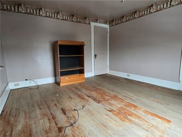 7235 Upland St, Homewood Brushton, PA 15208