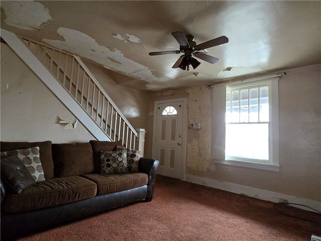 7235 Upland St, Homewood Brushton, PA 15208