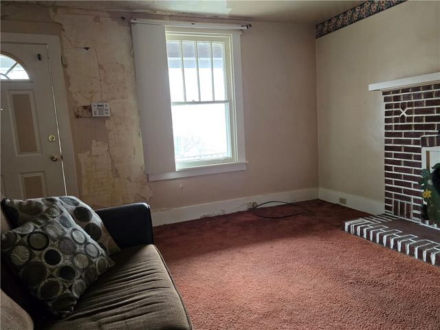 7235 Upland St, Homewood Brushton, PA 15208