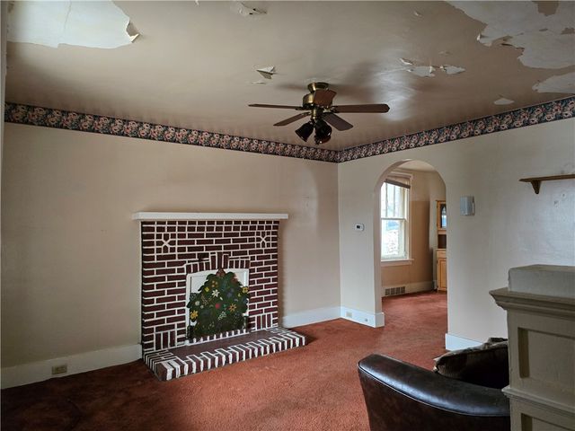 7235 Upland St, Homewood Brushton, PA 15208