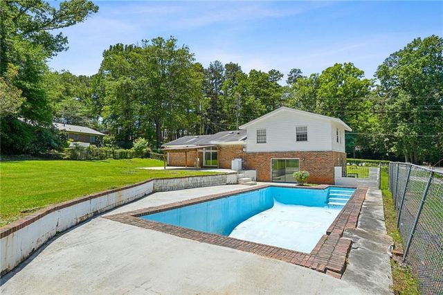 1268 S. Indian Creek, Stone Mountain, GA 30083