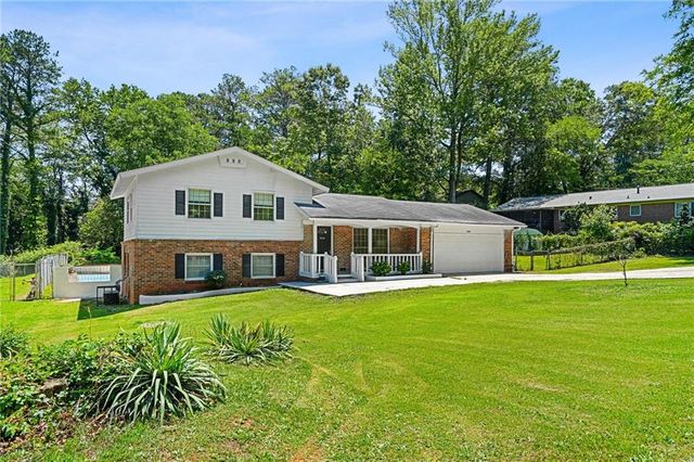 1268 S. Indian Creek, Stone Mountain, GA 30083
