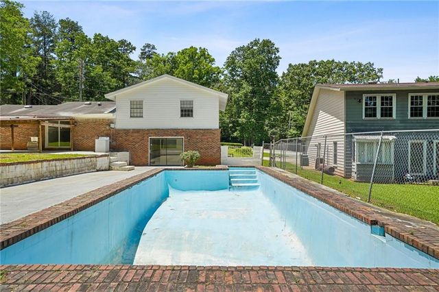 1268 S. Indian Creek, Stone Mountain, GA 30083