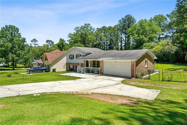 1268 S. Indian Creek, Stone Mountain, GA 30083