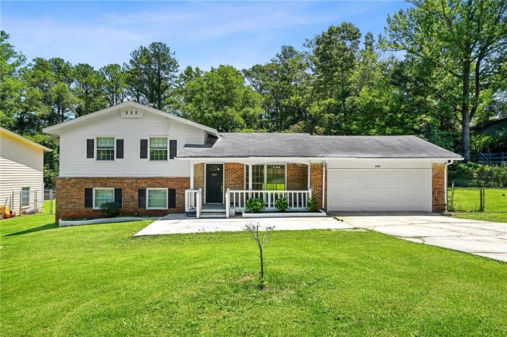 1268 S. Indian Creek, Stone Mountain, GA 30083
