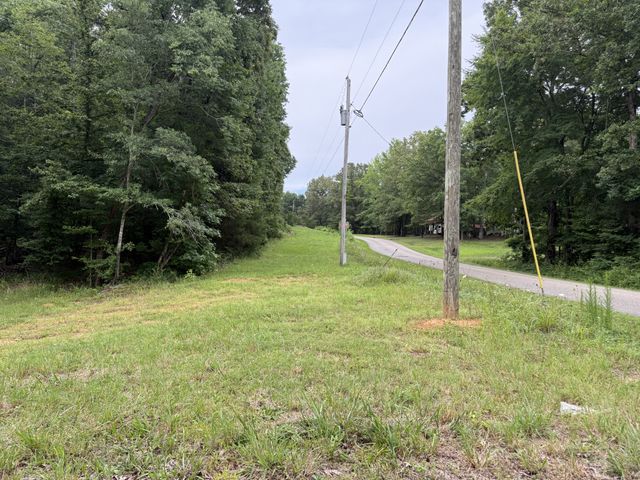 954 Stokes Ln, Bath Springs, TN 38311