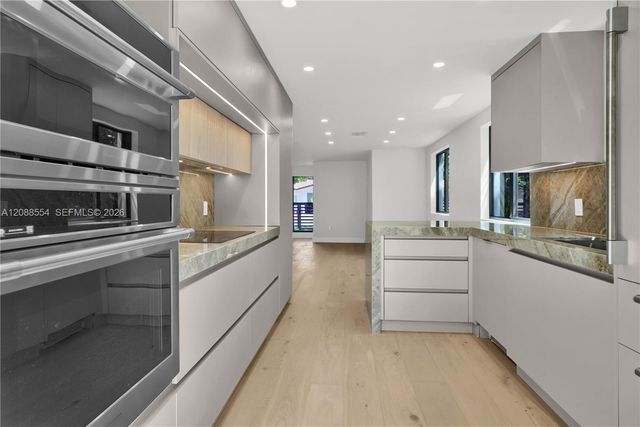 1936 SW 18th Street, Miami, FL 33145