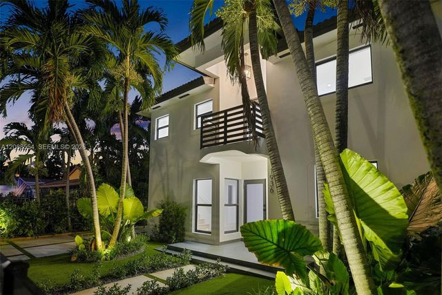 1936 SW 18th Street, Miami, FL 33145