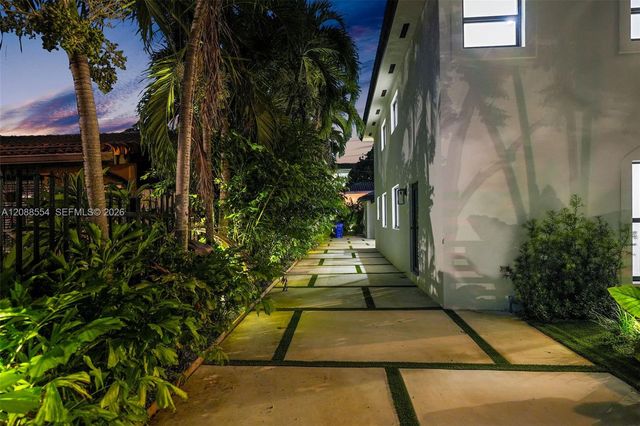 1936 SW 18th Street, Miami, FL 33145