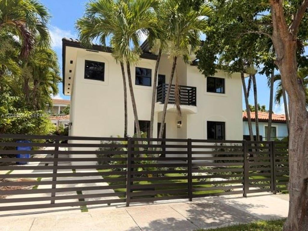 1936 SW 18th Street, Miami, FL 33145
