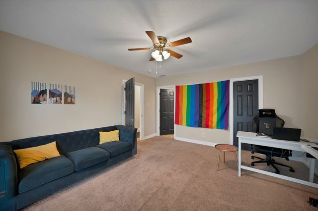 2722 Knight Street 407B, Dallas, TX 75219