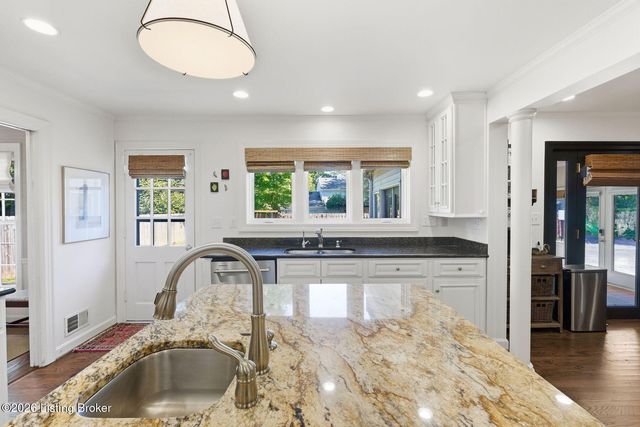 3009 Lightheart Rd, Louisville, KY 40222