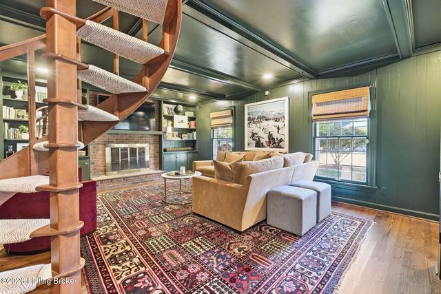 3009 Lightheart Rd, Louisville, KY 40222