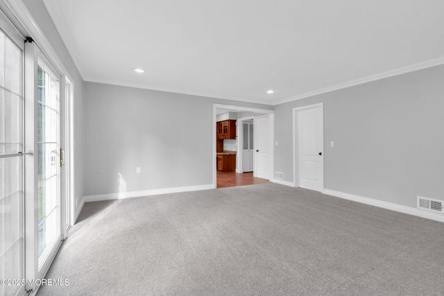 2 Zimm Lane, Jackson, NJ 08527