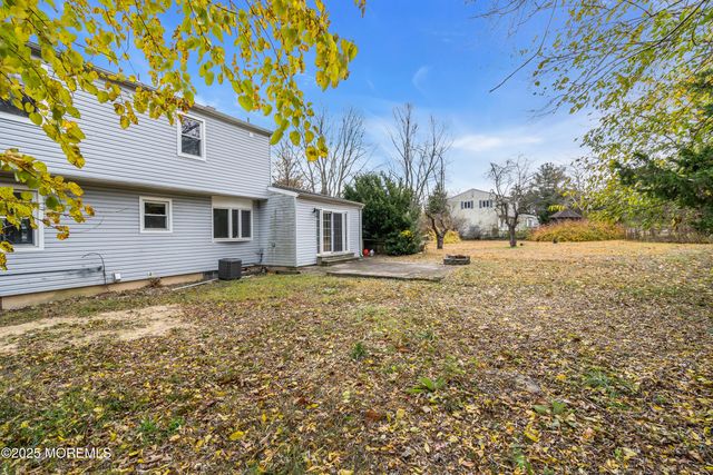 2 Zimm Lane, Jackson, NJ 08527